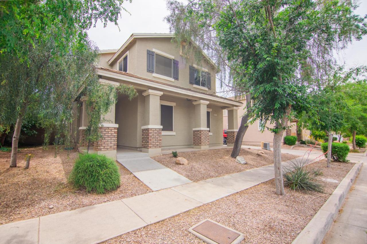 Stylish Home Phoenix - Low Rates Now! Exterior photo