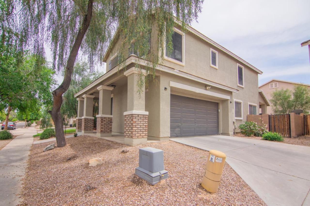 Stylish Home Phoenix - Low Rates Now! Exterior photo