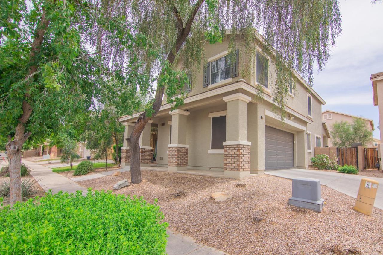 Stylish Home Phoenix - Low Rates Now! Exterior photo